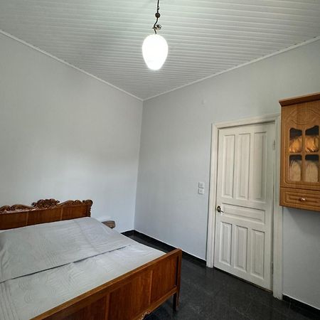 Host N1 Apartment Kutaisi Luaran gambar
